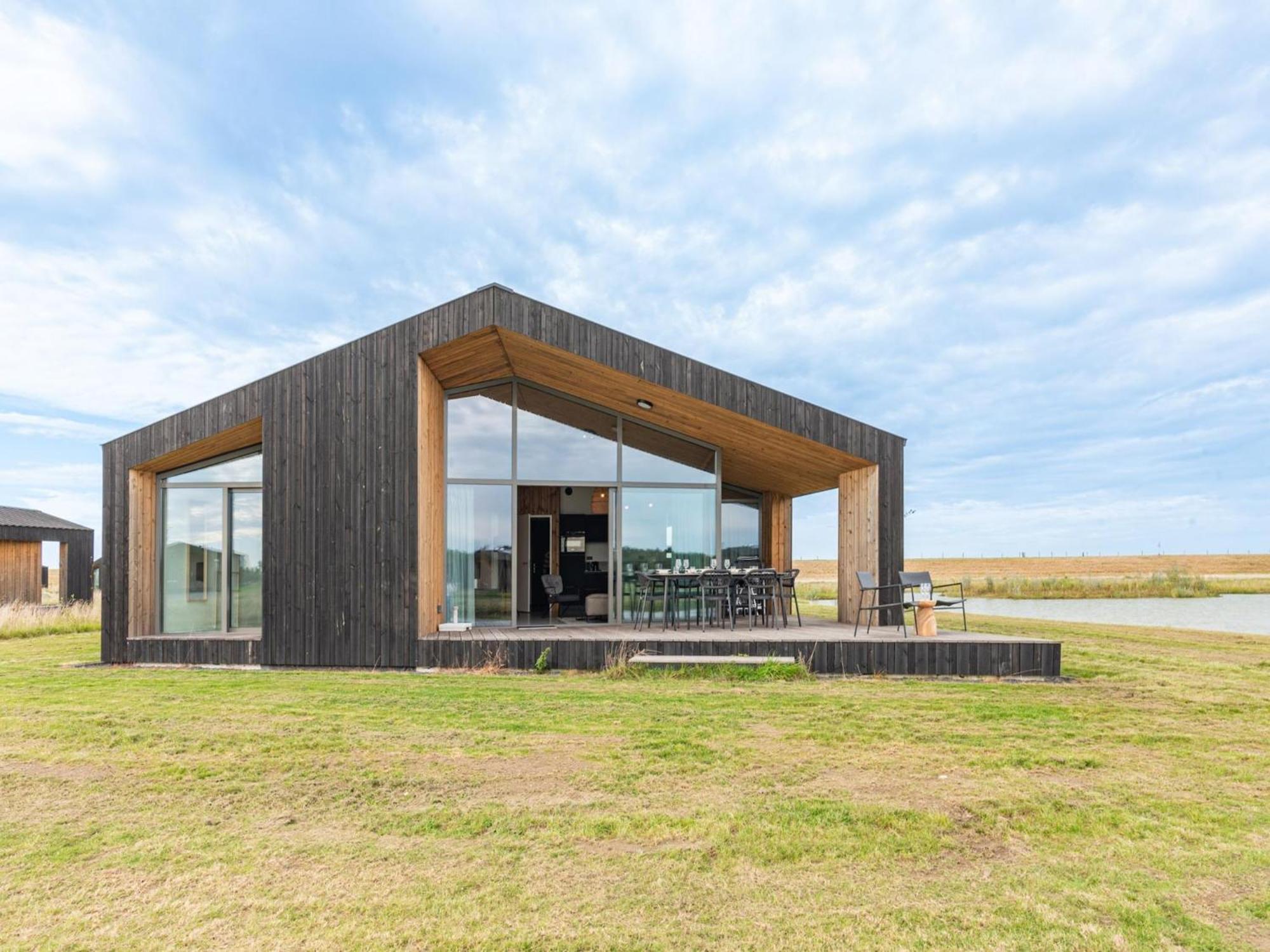Spacious With Garden Wissenkerke